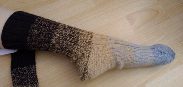 Handgestrickte Socken, Größe 44/45